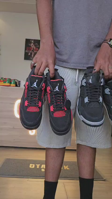 JORDAN 4 Retro SE noire